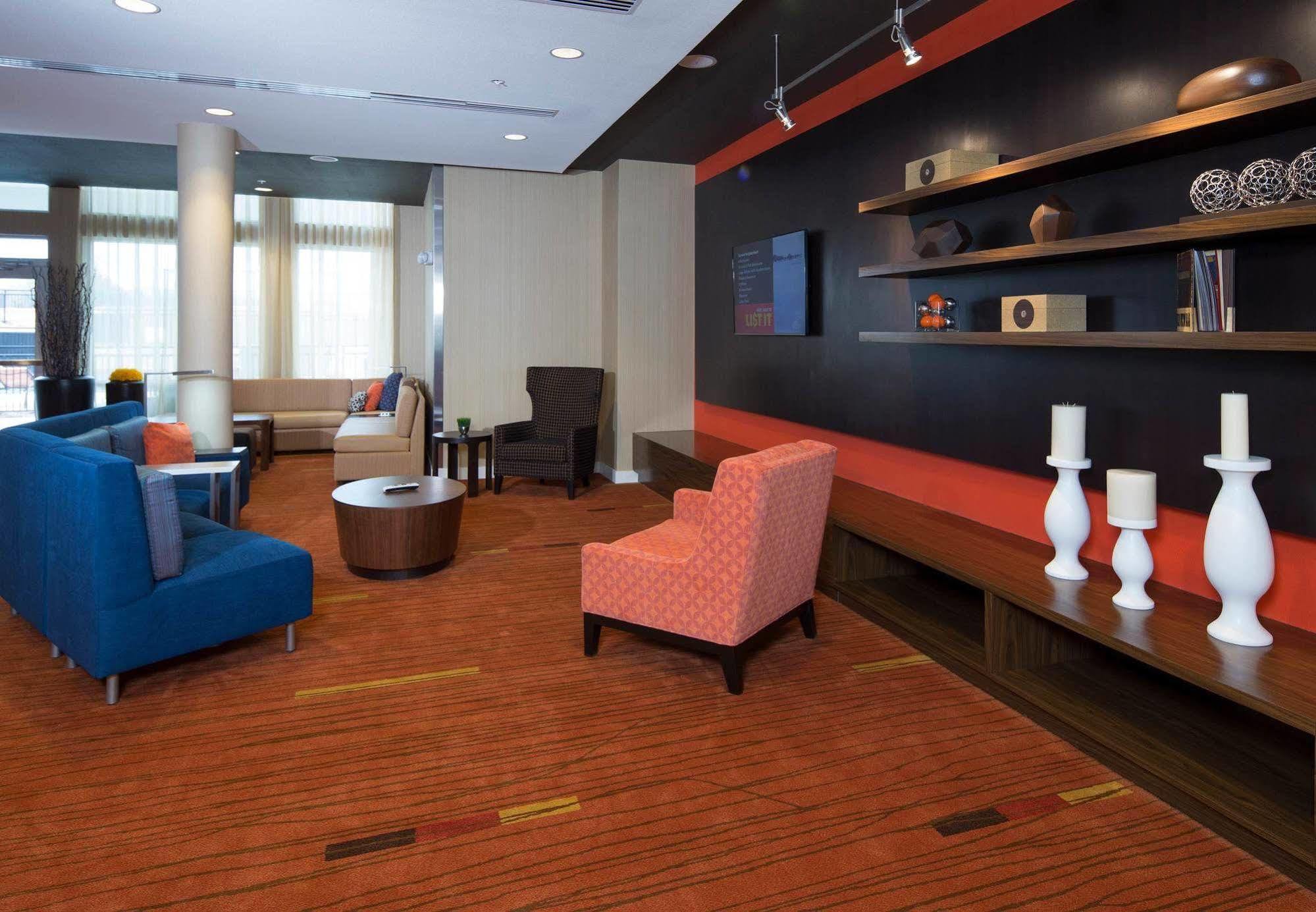 Courtyard By Marriott Dallas Midlothian At Midlothian Conference Center מראה חיצוני תמונה