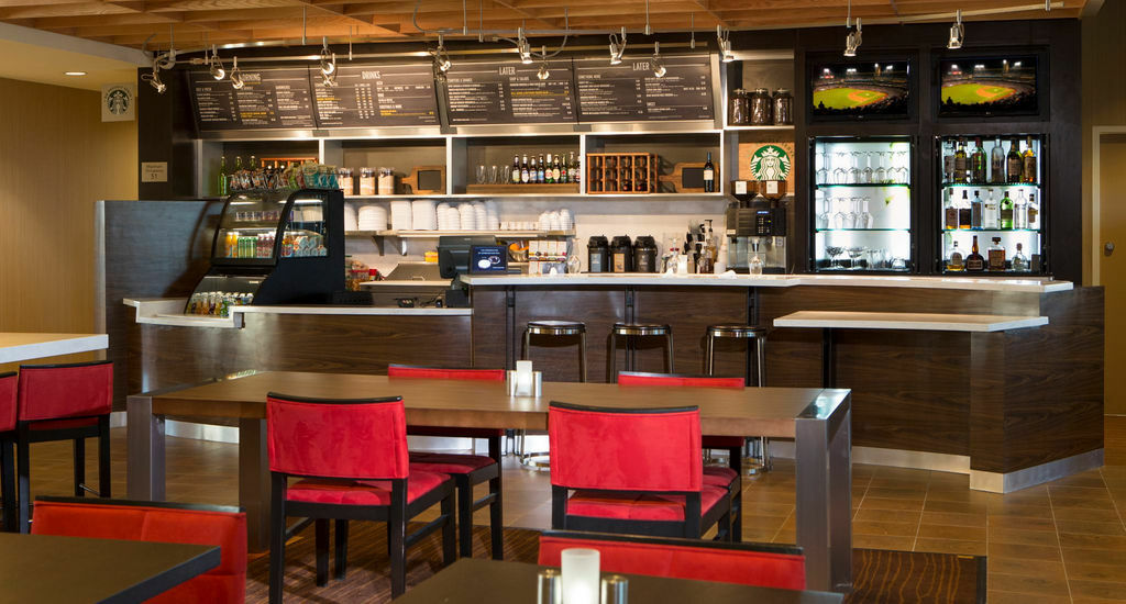 Courtyard By Marriott Dallas Midlothian At Midlothian Conference Center מראה חיצוני תמונה
